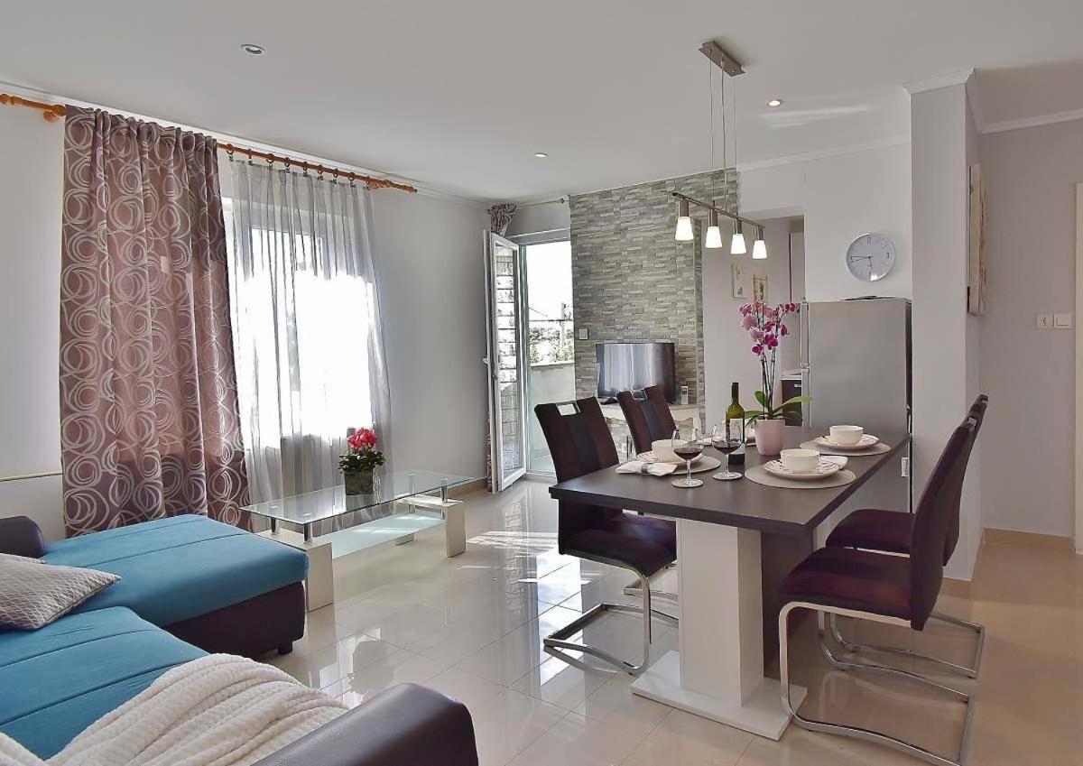 Apartments Ruzica Banjol Extérieur photo